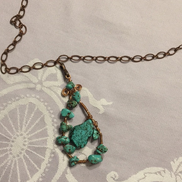 Copper necklace with turquoise beads. - Picture 4 of 5